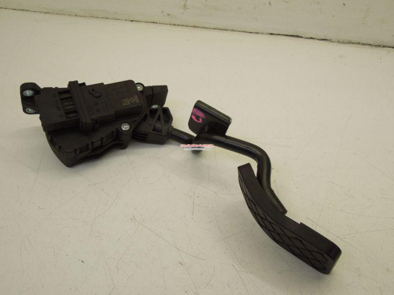 Audi a6 c6 accelerator pedal for manual cars 4f2721523