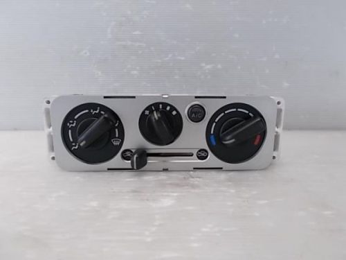 Suzuki lapin 2007 a/c switch panel [8360900]