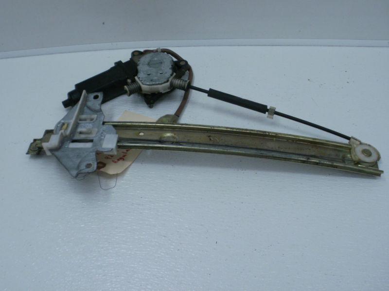 1992-1996 toyota camry 4dr sedan power window regulator left rear 69840-32090