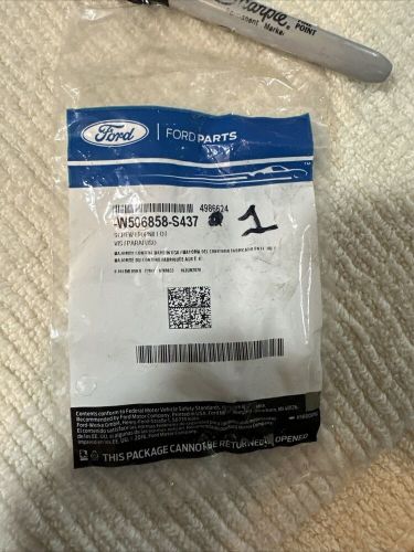 Genuine ford trunk lid screw w506858-s437