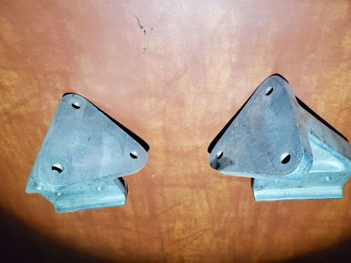 New motor mount feet, casting says gth, probably something gth marine made