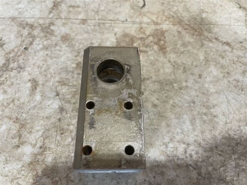 1958 cessna 182 a wing spar bulkhead block bearing 0411129