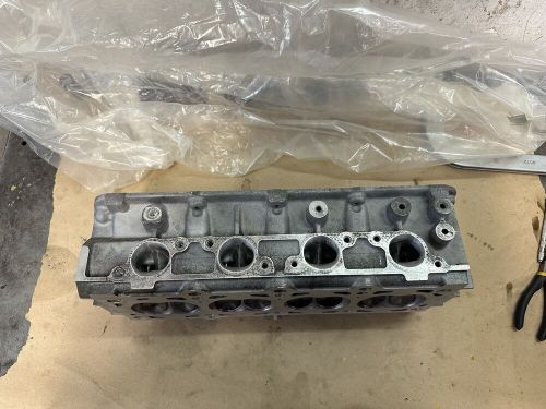 Dodge neon 2.0l performance cylinder head sohc