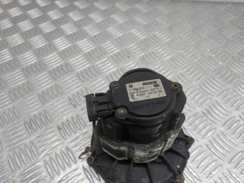 Mercedes ml430 auto m-class w163 1999 air injector pump 058000011