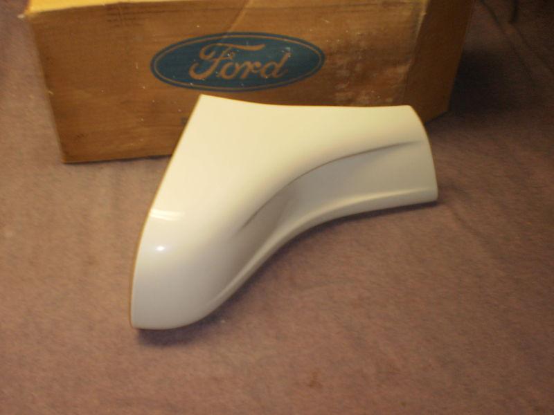 Ford 90,92 probe outside power rear view mirror rh orig. ford nos