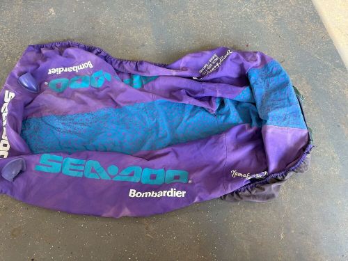 1996? seadoo 2-stroke purple/blue cover