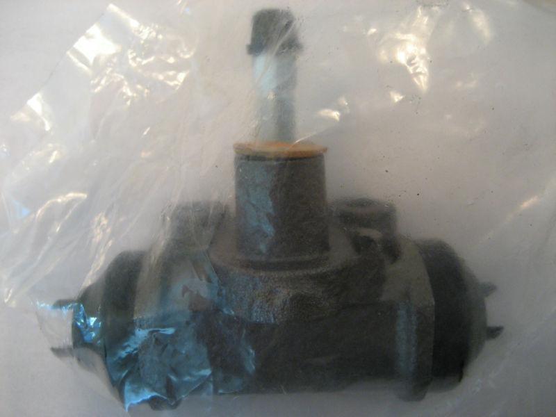 Rear wheel brake cylinder  *new* 1991-2002 ford escort