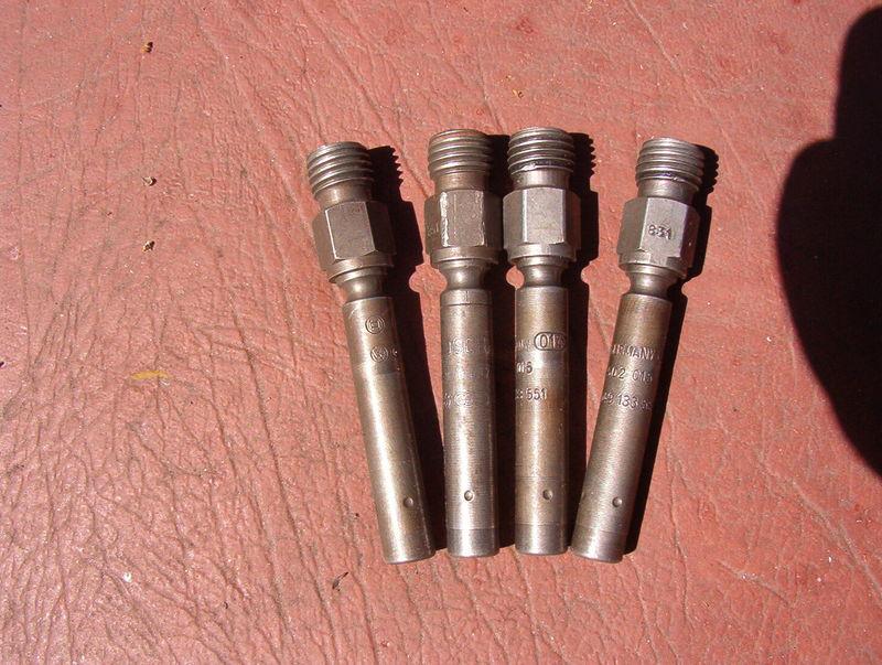 Vw rabbit, scirroco, cabrio, volvo, porshe, audi fuel injectors full set 4 