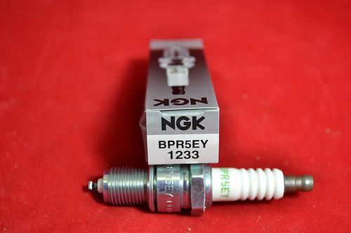 Ngk spark plug   bpr5ey 1233  single