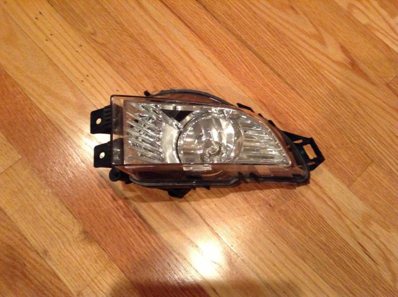 Buick regal fog lamp assembly (2011-2013) with bulb left/driver side oem gm 