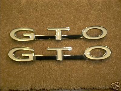 1969 new pair gto fender emblems 69 