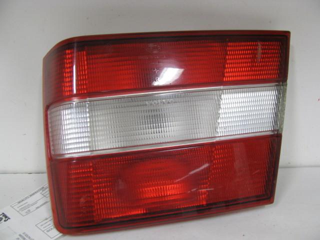 Tail light volvo 940 960 1991 91 92 93 94 95 right 384286