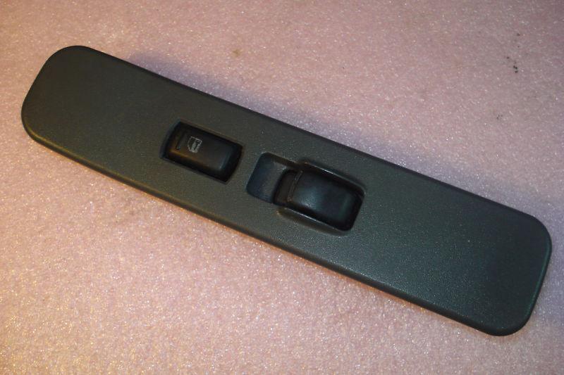 98 99 00 01 02 03 mitsubishi montero sport passenger power window switch grey 