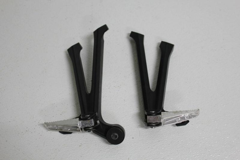 Suzuki gsxr 600 750 gsxr600 gsxr750 oem rear pegs peg left right 2011 2012 11 12