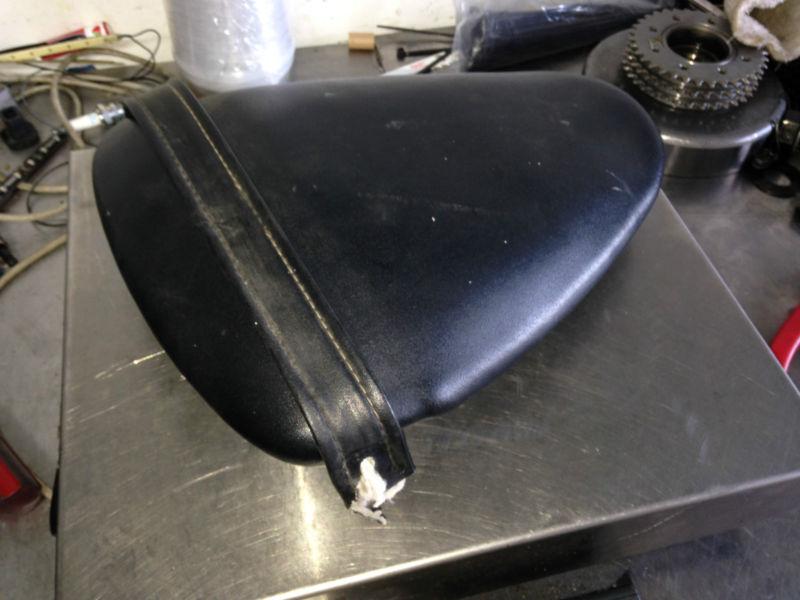 2003-up buell firebolt rear seat - smooth black - used