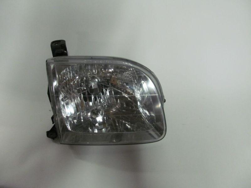 00 01 02 03 04 toyota tundra sequoia oem right headlight nice!