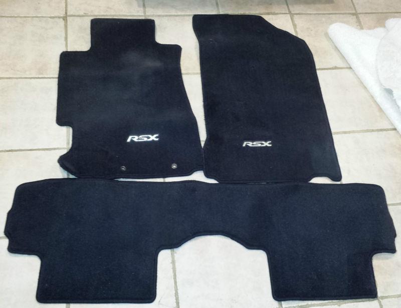 2002-2006 acura rsx black carpeted floor mat set -clean condition!