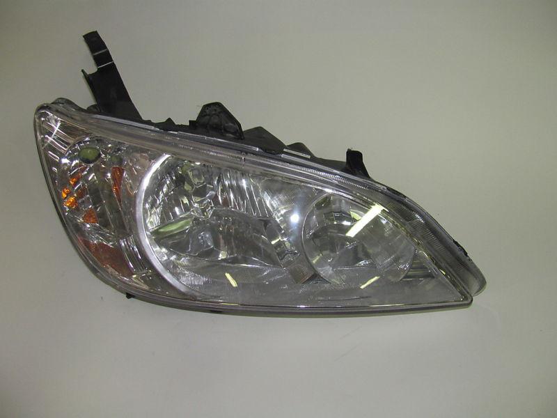 04 05 honda civic right headlight nice!