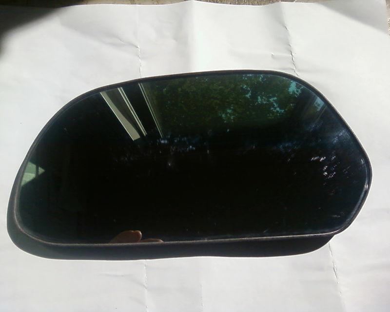 Mitsubishi galant 94,95,96,97,98 mirror glass lh driver