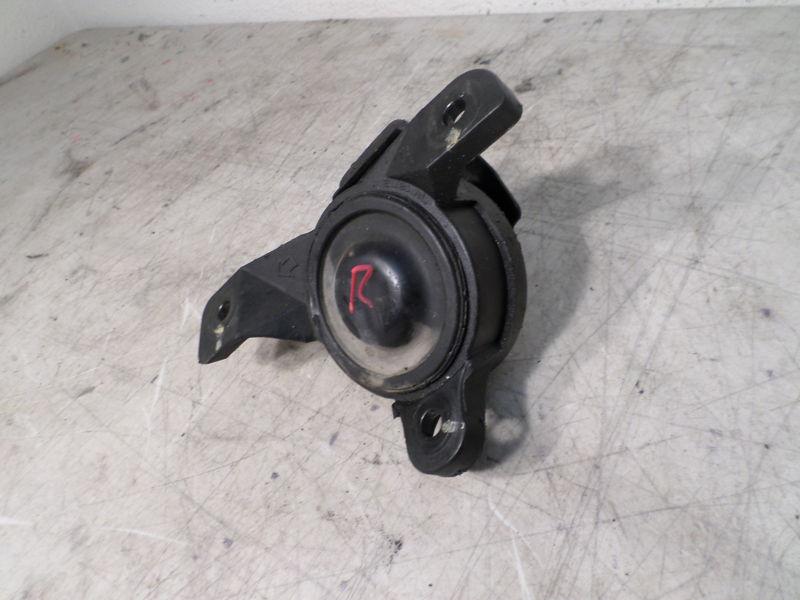 01 02 03 legacy outback right passenger engine motor mount 3.0l 6 cyl dohc 