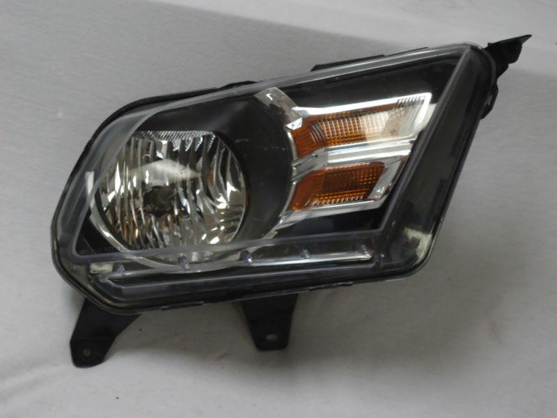 2010-2012 ford mustang headlight rh halogen