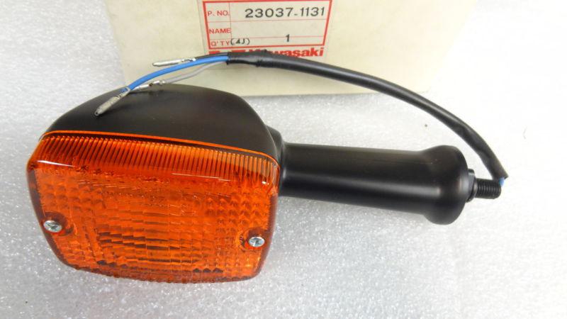 Kawasaki nos new 23037-1131 signal lamp assy kz kz1000 kz750 kz700 kz550 1981-84