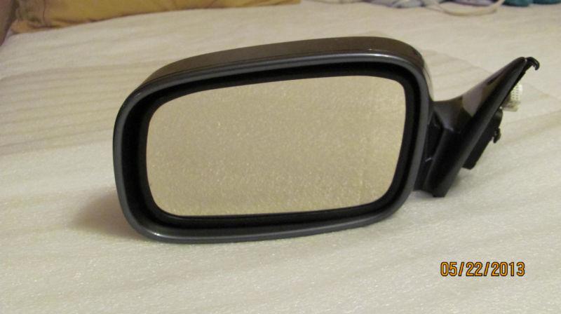 2002 - 2006  lexus es 300, 330, driver's door power mirror