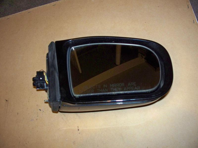 2000,2001,2002 mercedes benz right passenger side black mirror 210 810 94 16