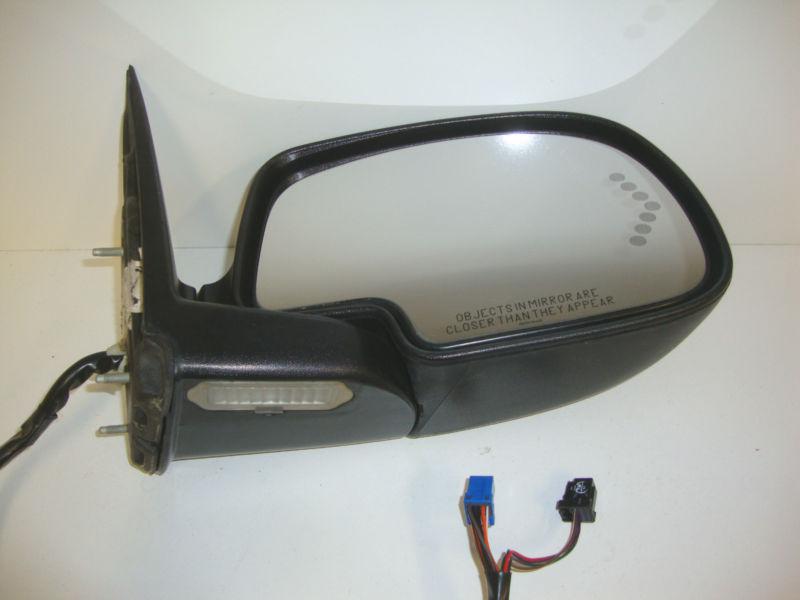 03-06 gm truck suv right passenger side signal door mirror oem part # 15124831