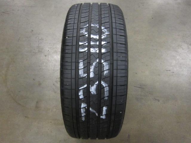 1 kumho solus kh16 215/45/17 tire (z35110)