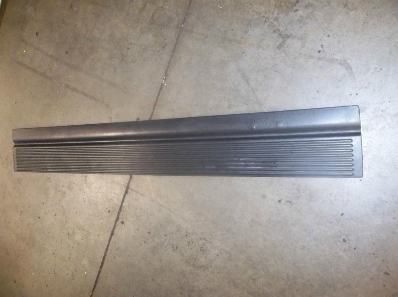 B 2000 dodge ram 2500 3500 door sill *