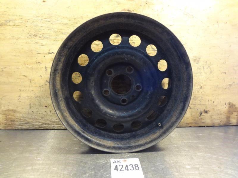 89 90 91 92 volvo 740 15" steel wheel  208154