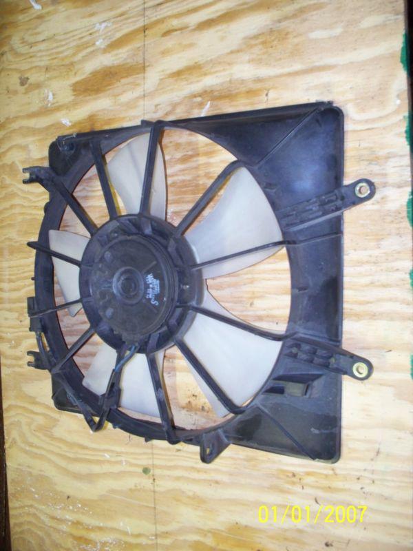 2004 acura tl oem cooling fan assembly 5 blade plastic shroud