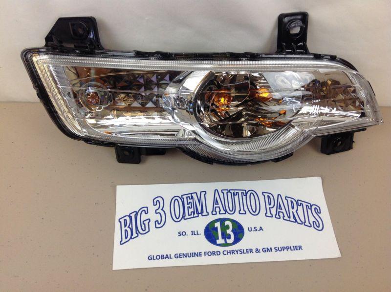 2009-2012 chevrolet traverse rh front park & turn signal lamp assembly new oem