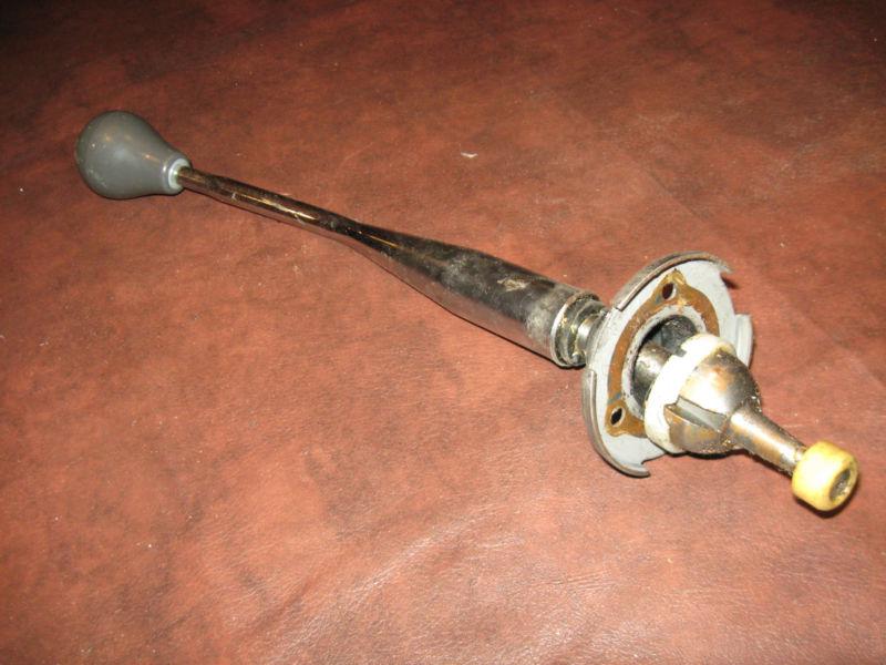 Mazda b2000 b2200 shifter assy and new knob 85- 93