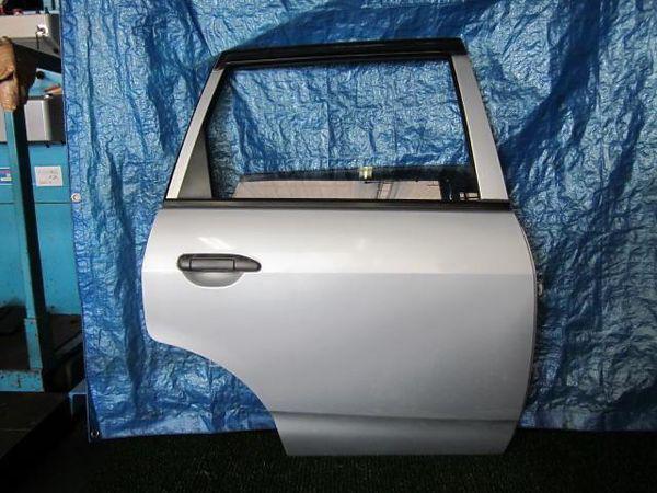 Nissan wingroad 2000 rear right door assembly [0113300]