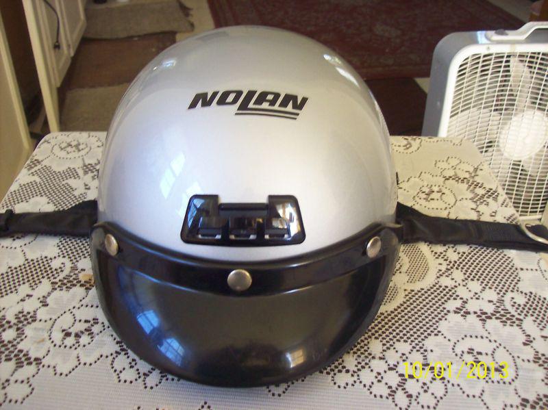 Nolan cruise helmet medium date 12-06 in good shape