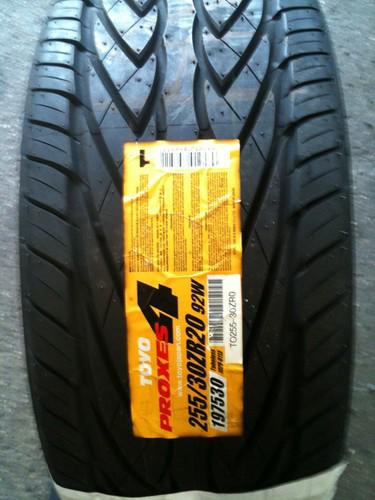 1  new  toyo  tire  255/30/20 92w m/s  dot 28-07 year new tire 20 inc new tire