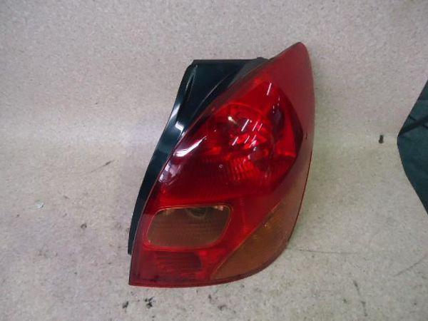 Toyota corolla spacio 2001 rear right combination lamp [0315500]