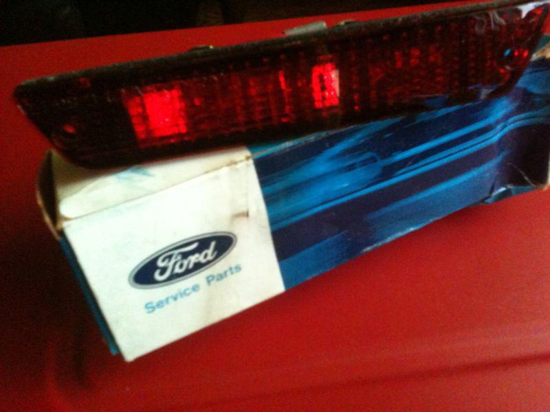 Ford 1988 88 nos thunderbirb tbird third brake tail light part# e8fz-13a613-b