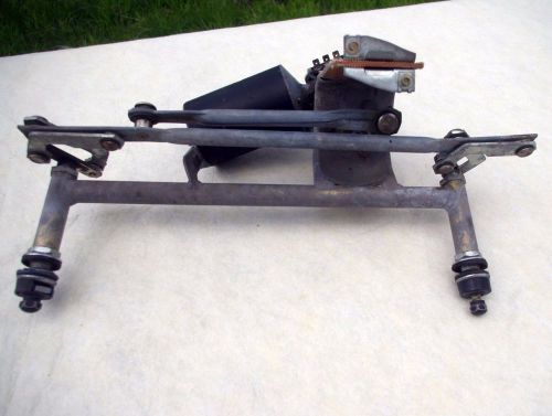 Early porsche 911 / 912 / 930 windshield wiper assembly - from a 1973 911e