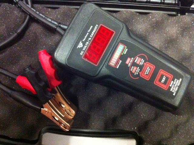 Techno tools b400 heavy duty battery condition & charging system tester  w/case
