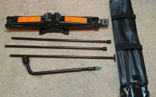 Nissan xterra, frontier jack &amp; tool set with spare ext bars