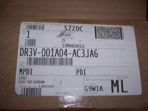 Ford mustang svt air dam 2014 oem new dr3v-001a04-ac3ja6  17317 s197