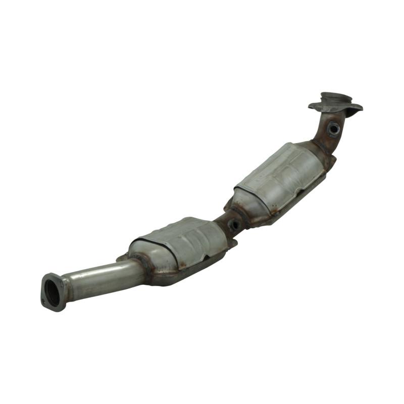 Flowmaster catalytic converter - direct fit - 2.25 in. inlet/outlet - 49 state -