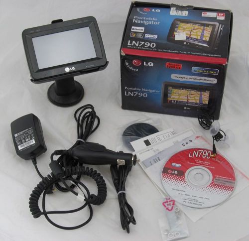 Lg ln790 portable travel gps unit  test to speech touch display