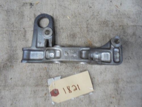 Yamaha waveraider 700 62t motor engine exhaust bracket lifting lug