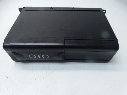 1998 audi a6 2.8 wagon cd changer housing