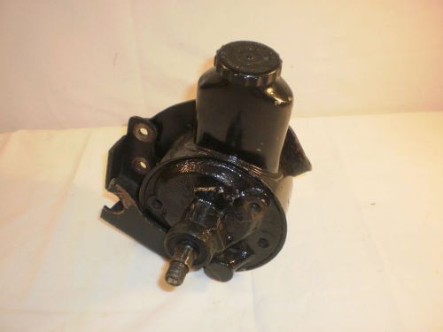 Oem 1968 camaro power steering pump &amp; mounting bracket