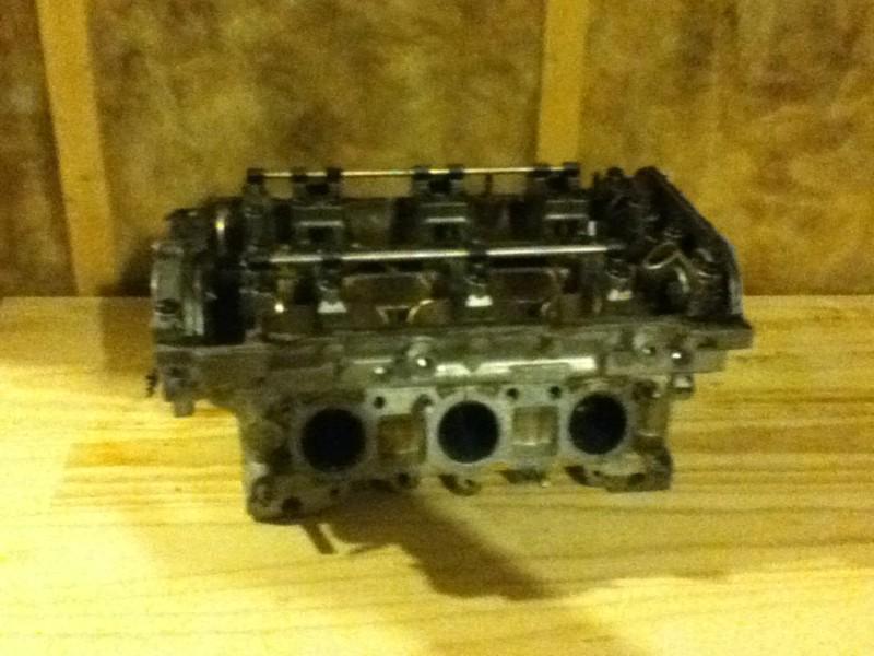 1999 audi a6 2.8 ltr left cylinder head ( needs rebuilt)